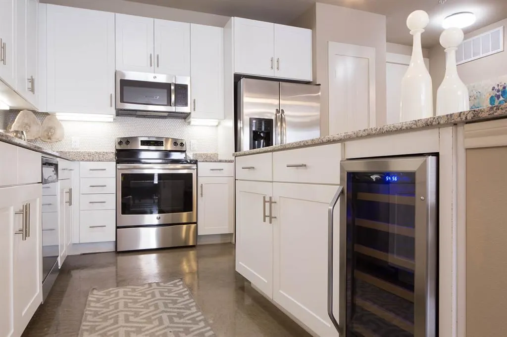 908 N Bishop Avenue, #2-103