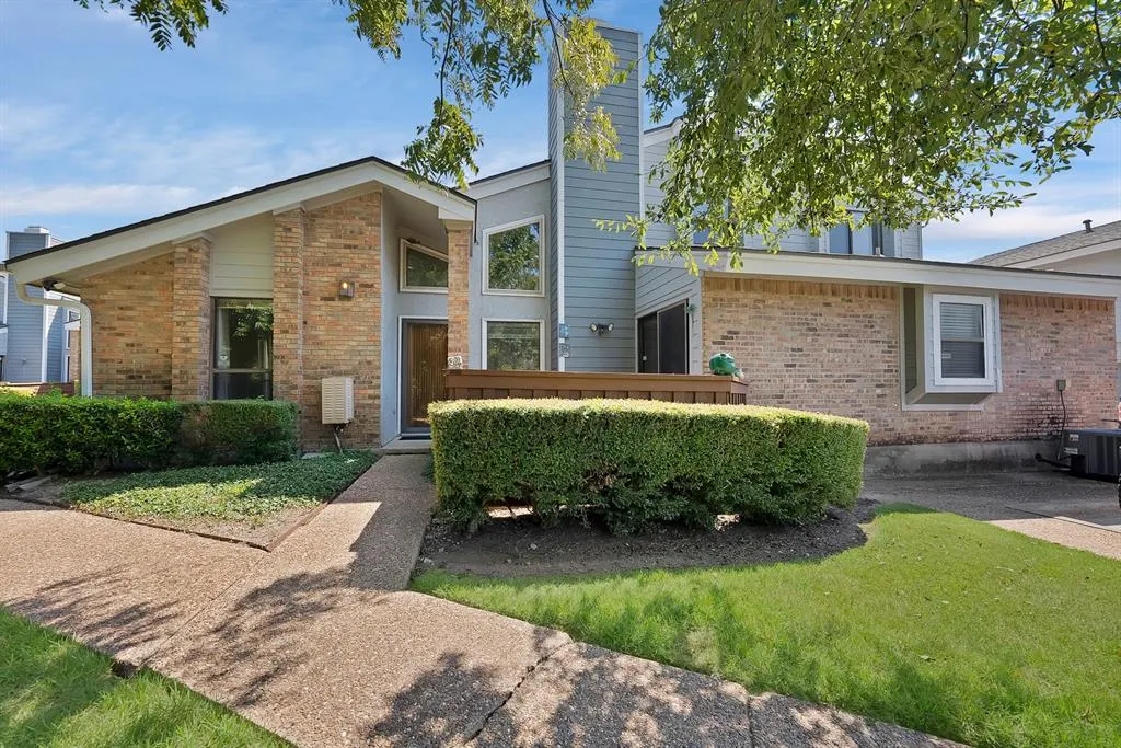 17490 Meandering Way, #1801