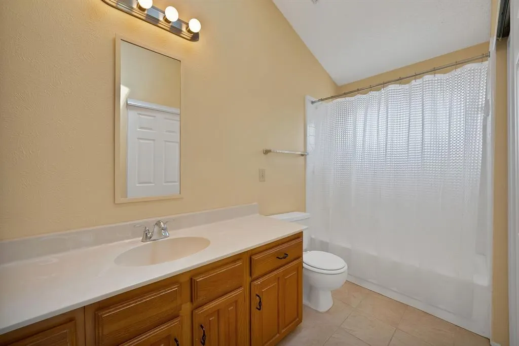 17490 Meandering Way, #1801