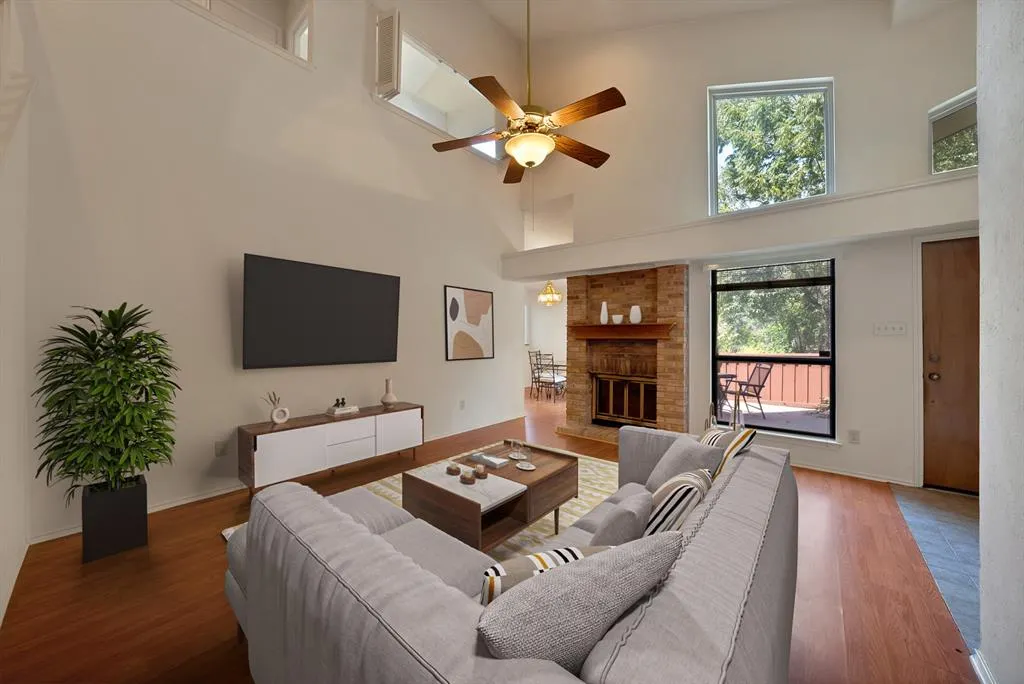 17490 Meandering Way, #1801