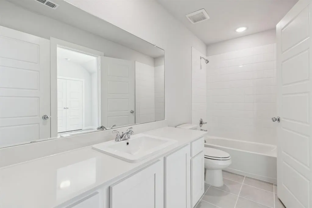 1010 Knox River Drive