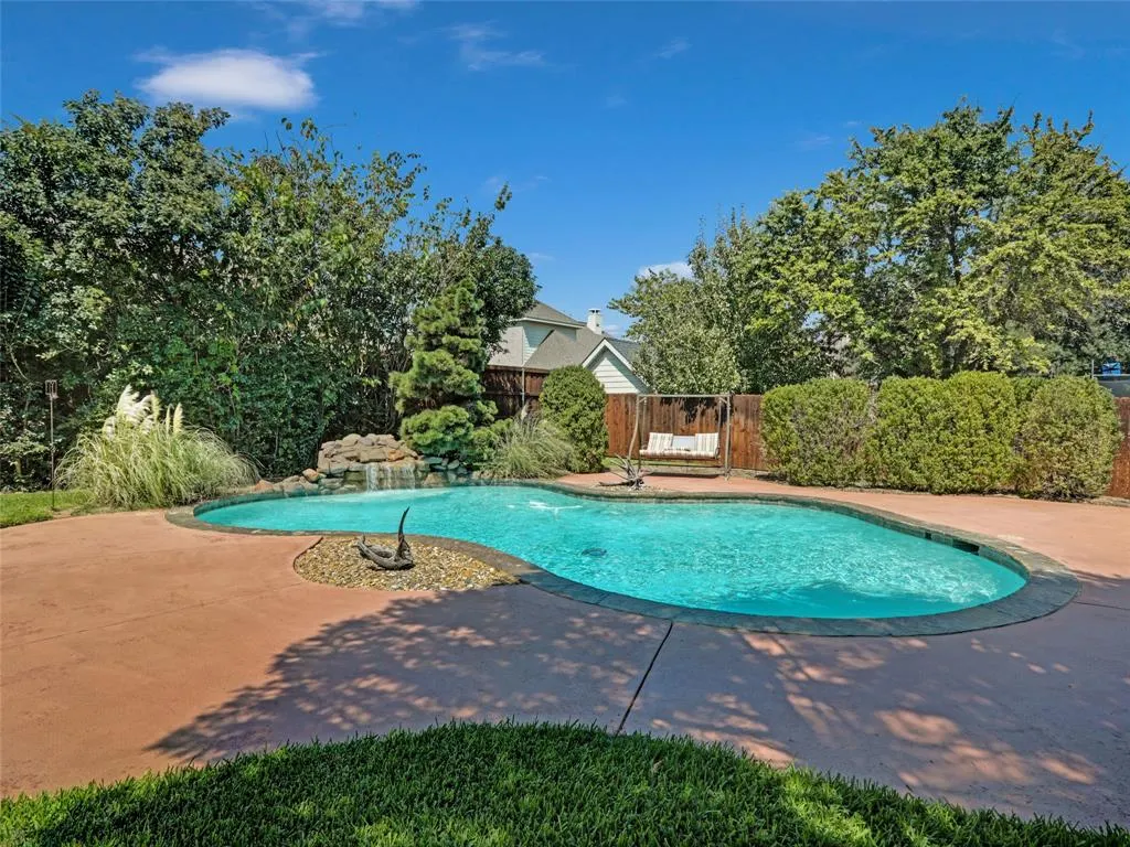 2017 Country Brook Lane
