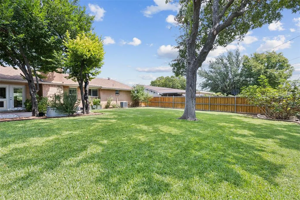 3412 Old Colony Road