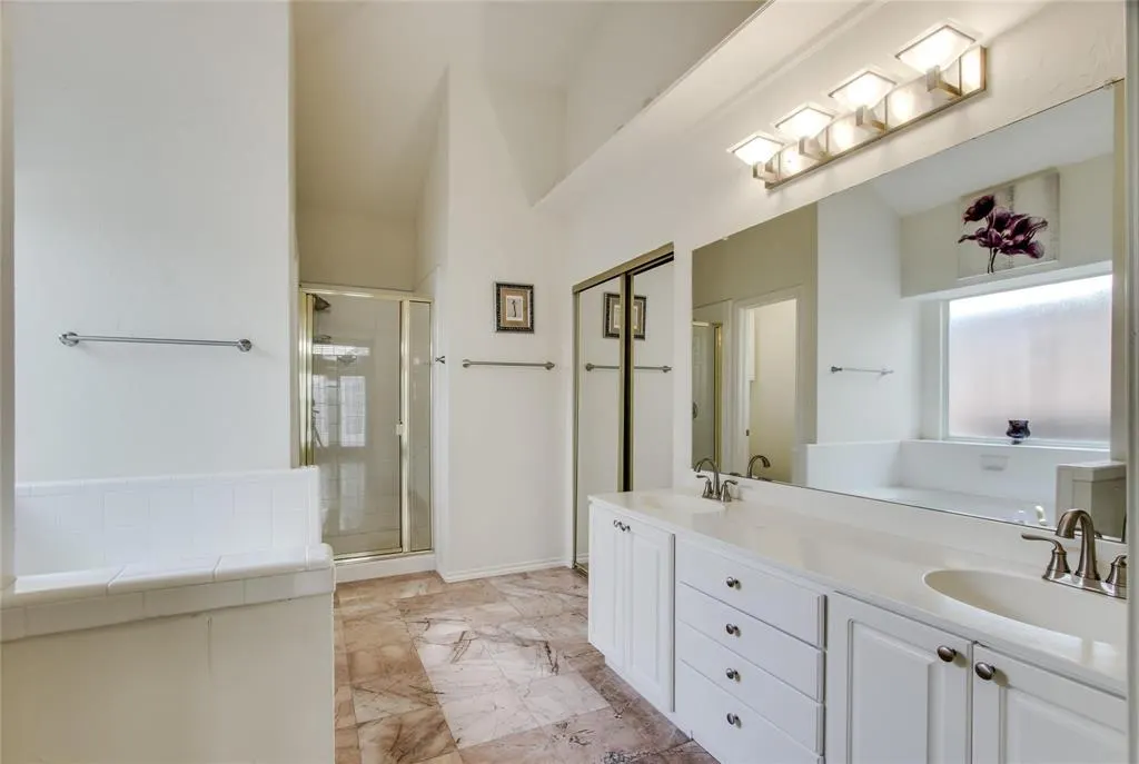 5308 Ventana Trail