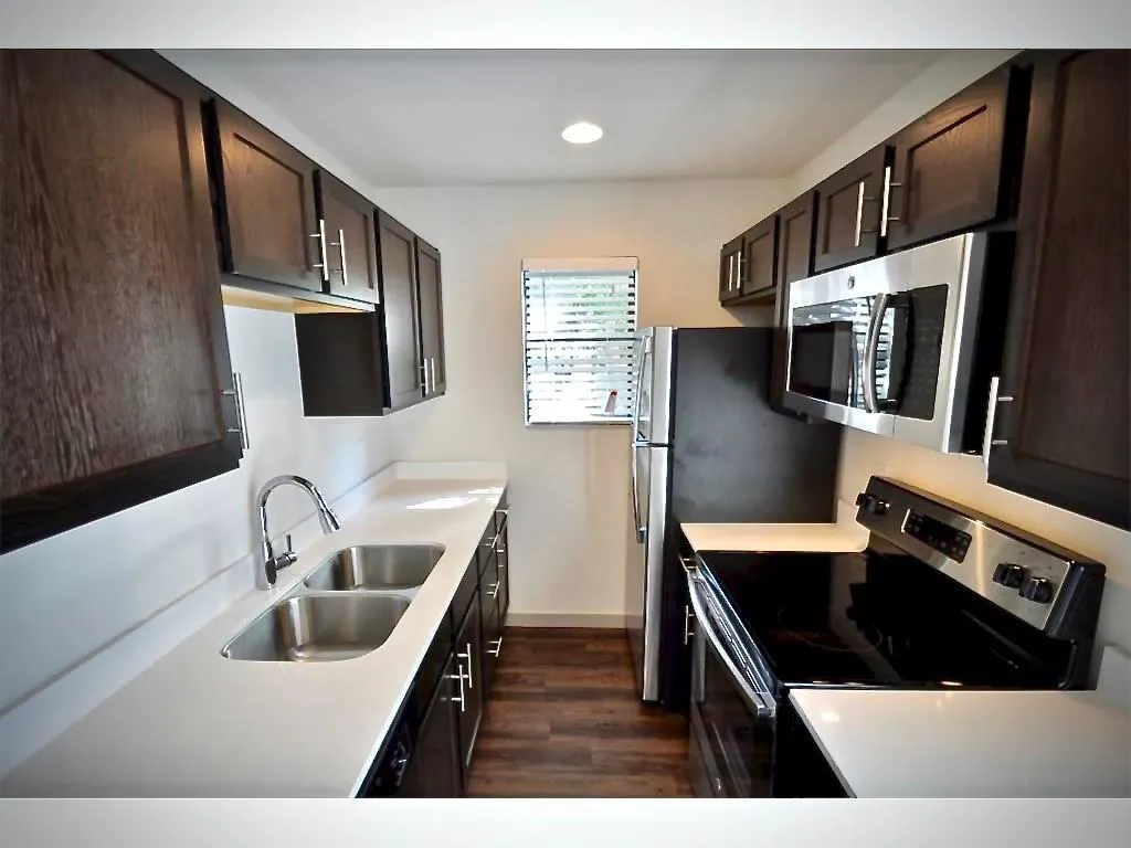 2806 Reagan Street, #209