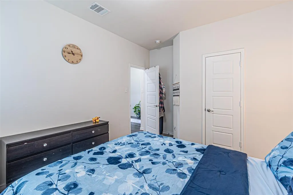3316 Azure Lane