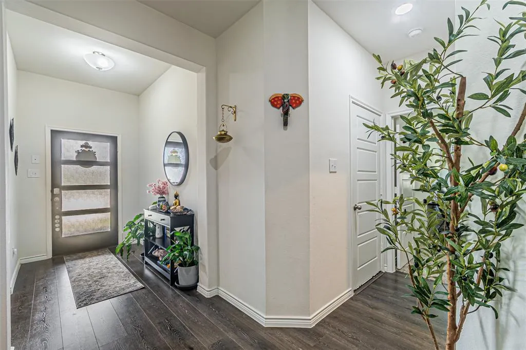 3316 Azure Lane