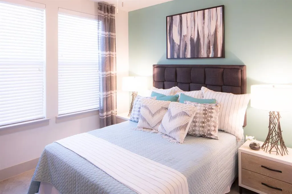 2100 Moser Avenue, #209