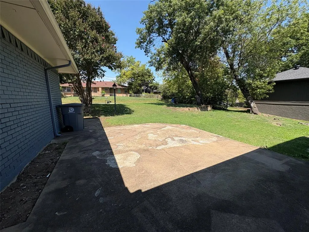 2523 Whitewood Drive