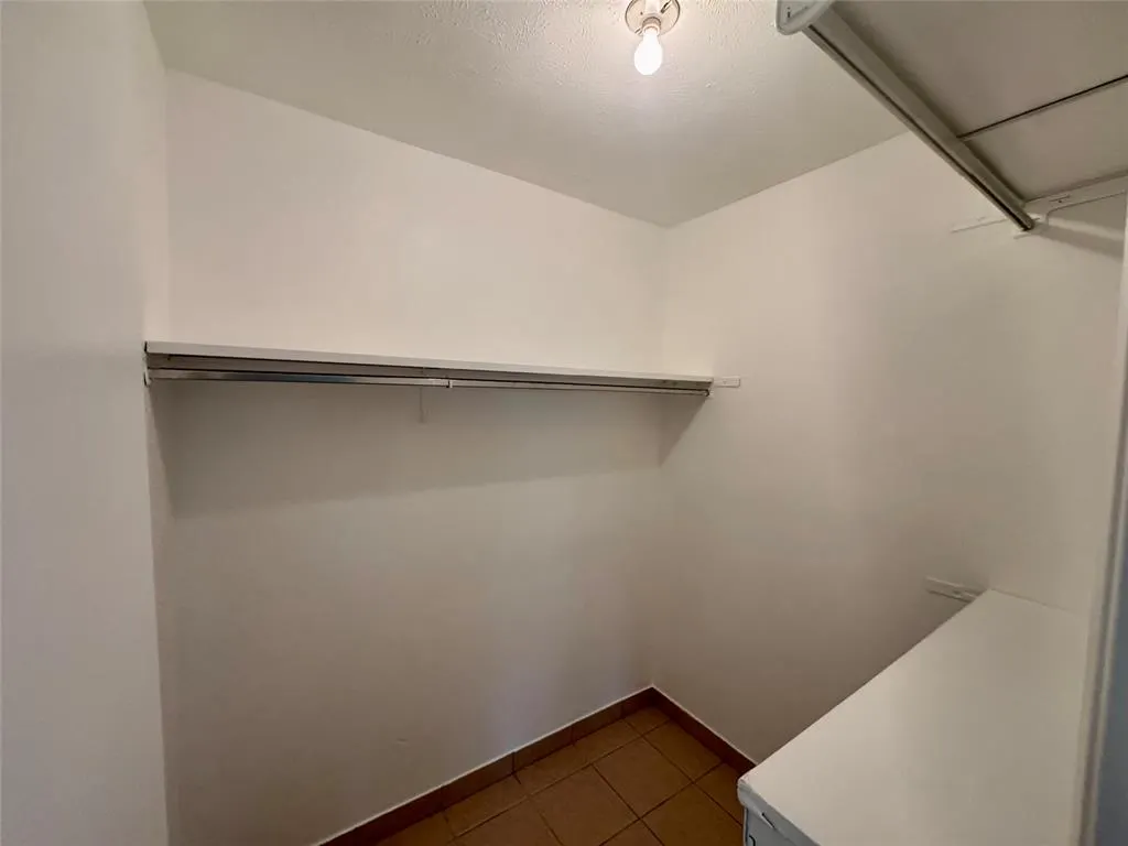 1828 Stockton Trail
