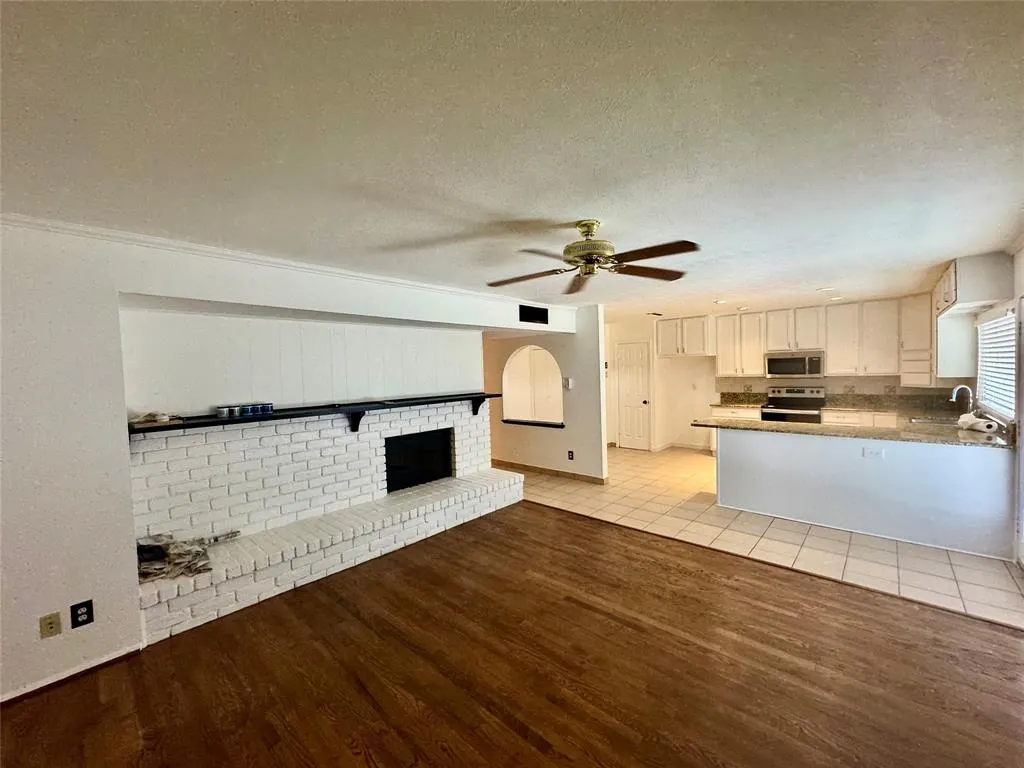 1828 Stockton Trail