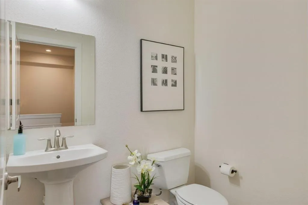 1603 Jensen Court