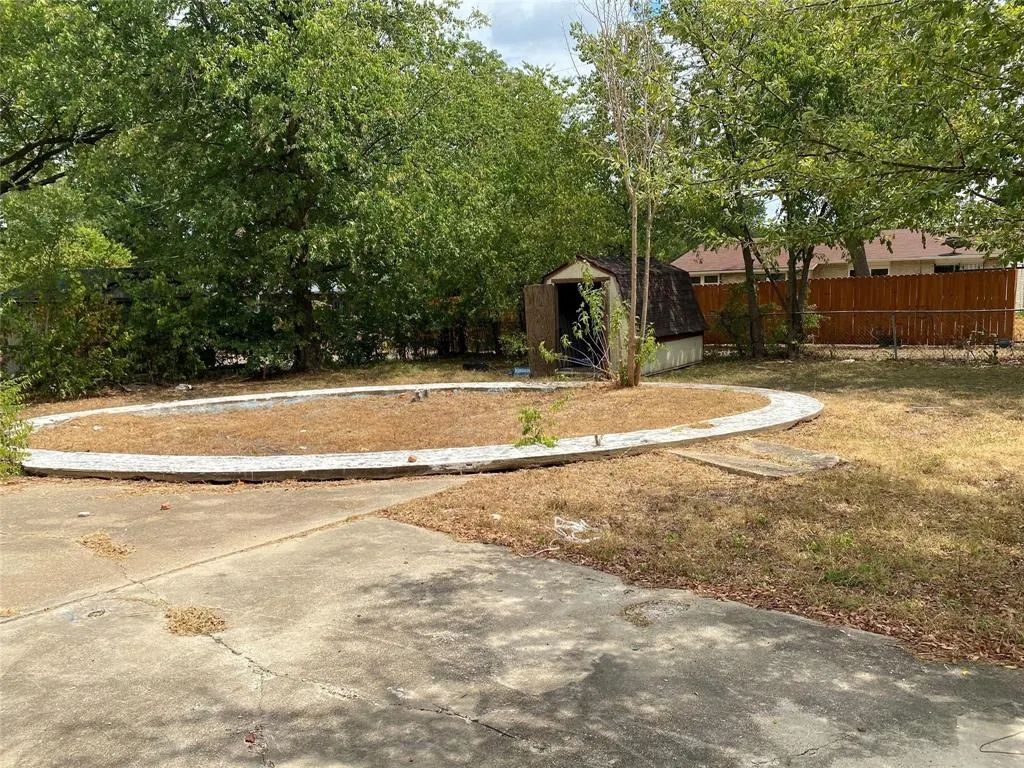 542 Shadyway Drive