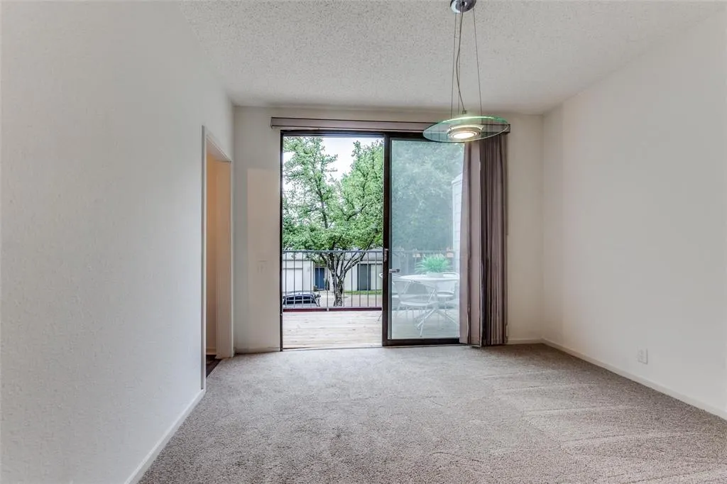 5990 Lindenshire Lane, #116