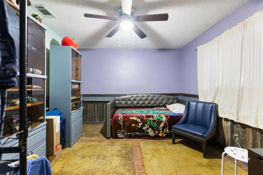 3352 Buckingham Lane