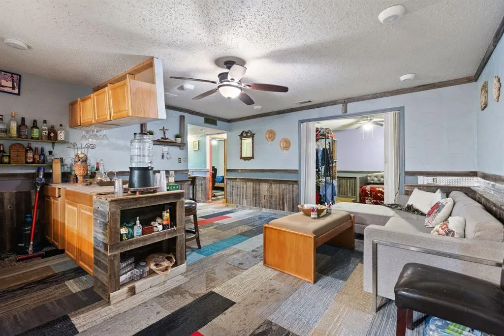 3352 Buckingham Lane