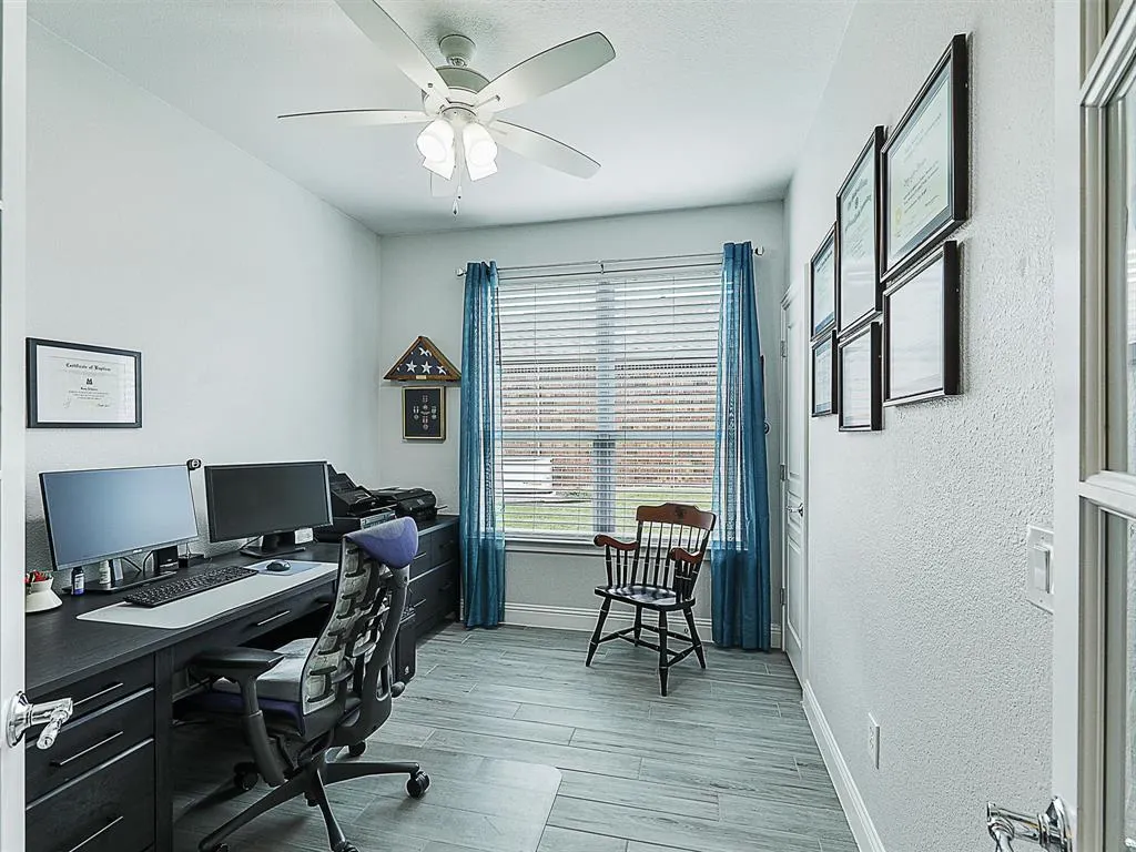6026 Prairie Bend Lane