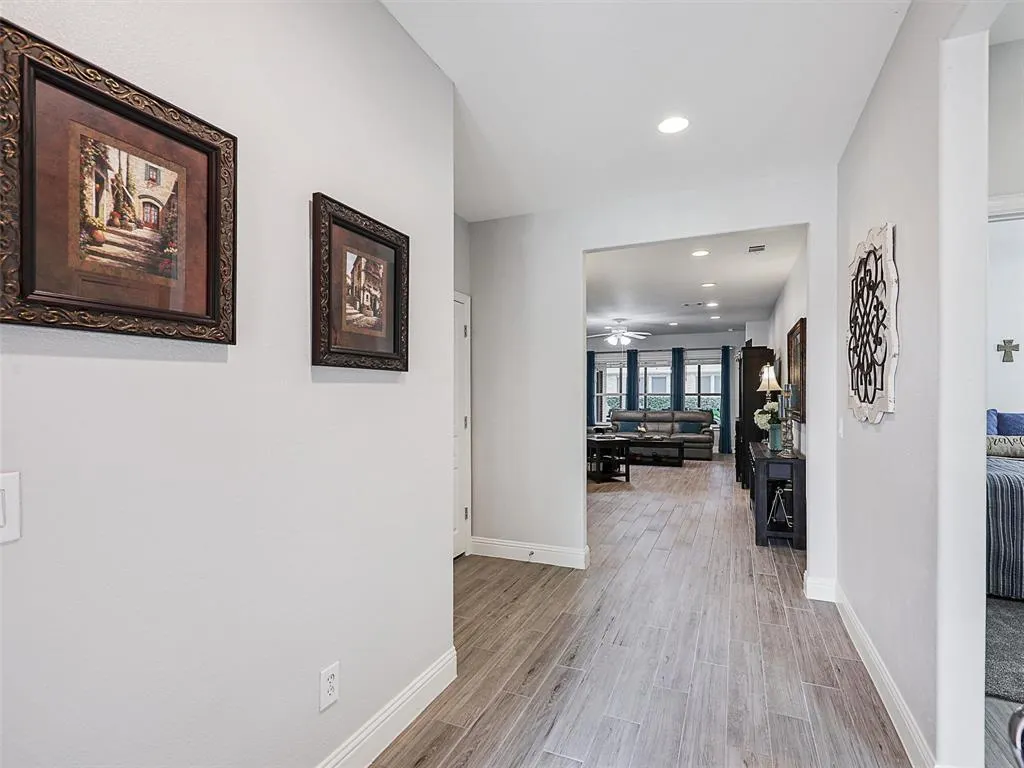 6026 Prairie Bend Lane
