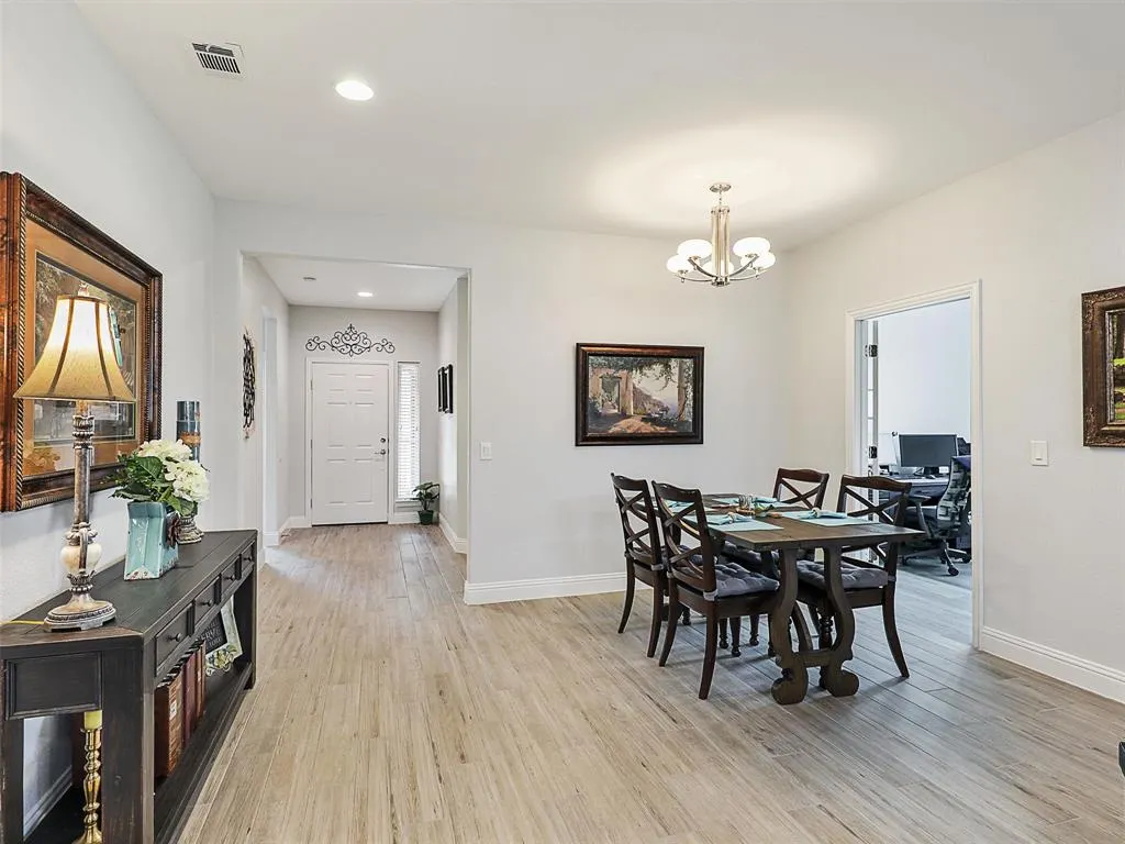 6026 Prairie Bend Lane
