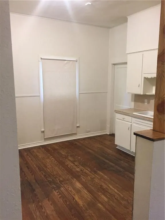 106 E 5th Street