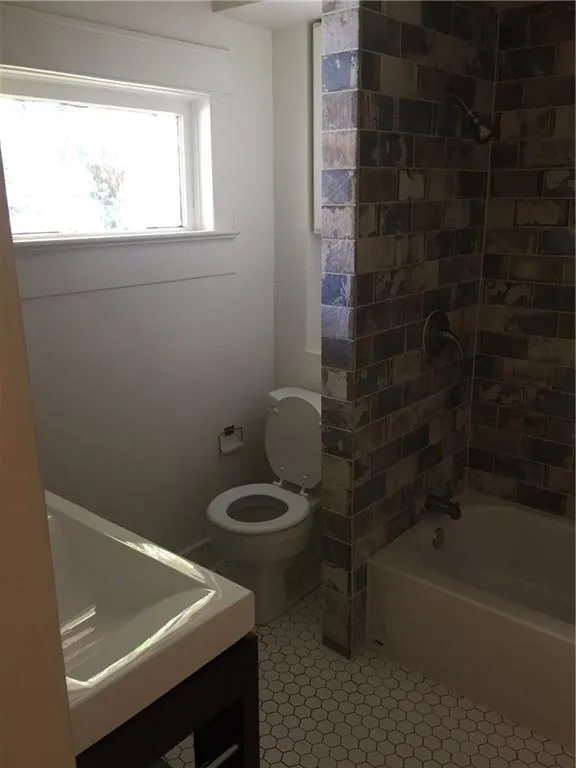 106 E 5th Street