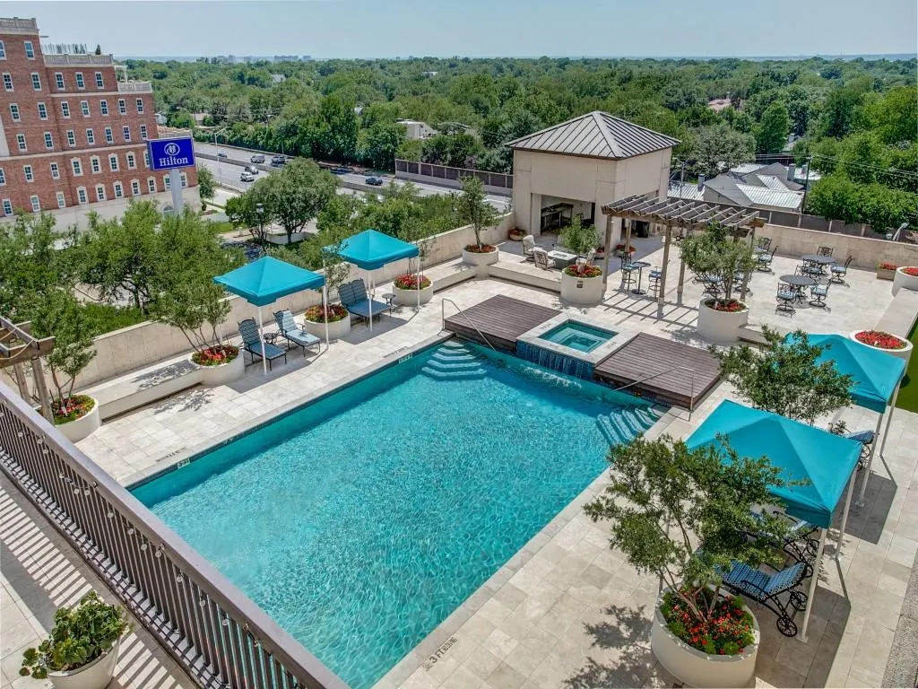 5909 Luther Lane, #2107