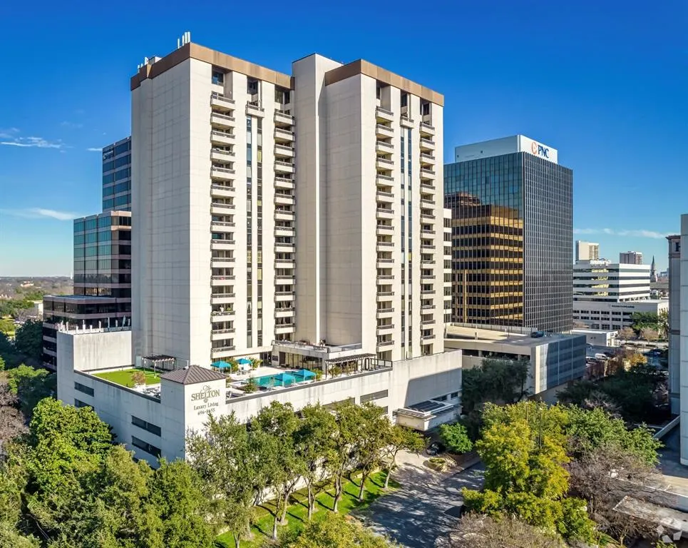 5909 Luther Lane, #2107