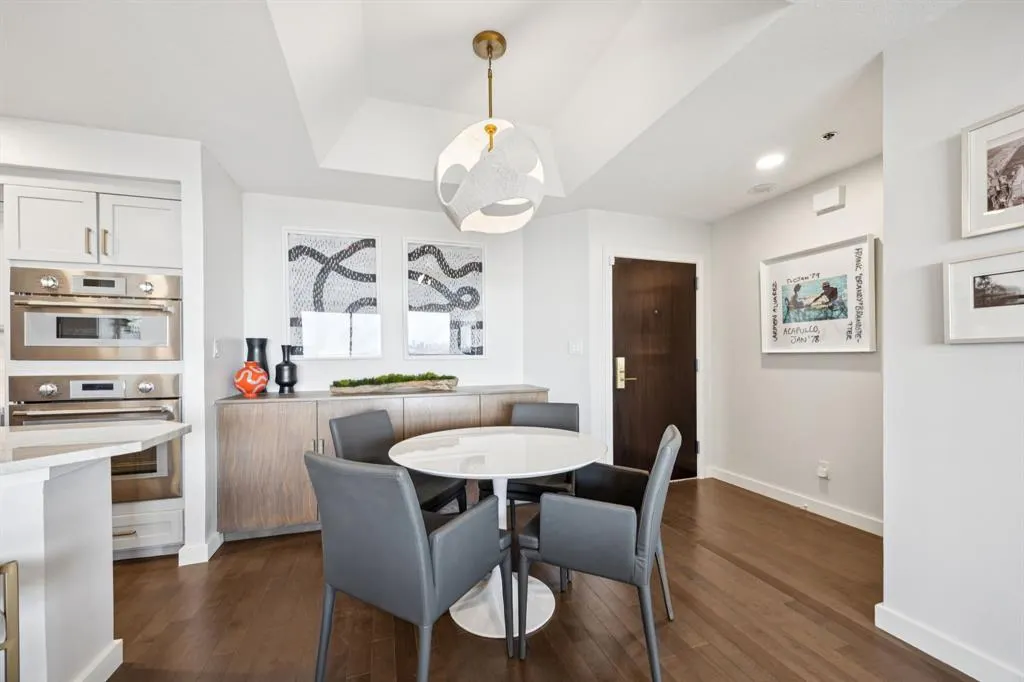5909 Luther Lane, #2107
