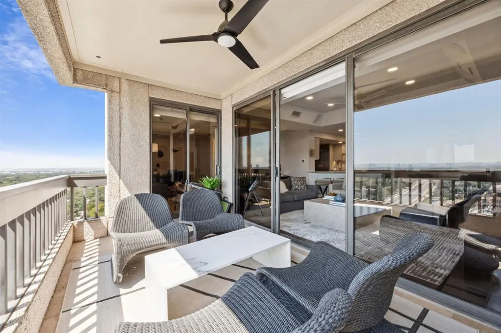 5909 Luther Lane, #2107