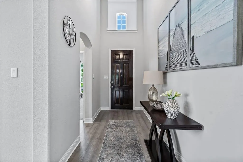 9916 Bitterroot Drive