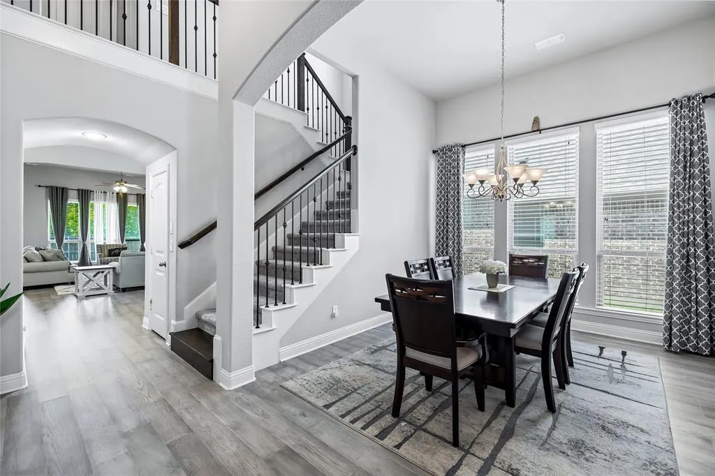 9916 Bitterroot Drive