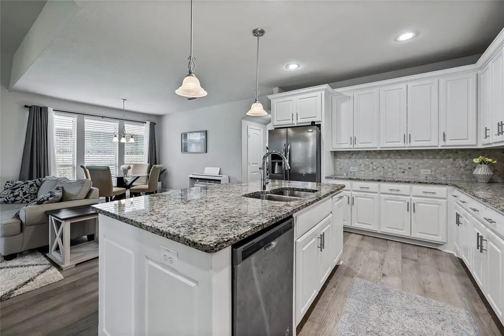 9916 Bitterroot Drive
