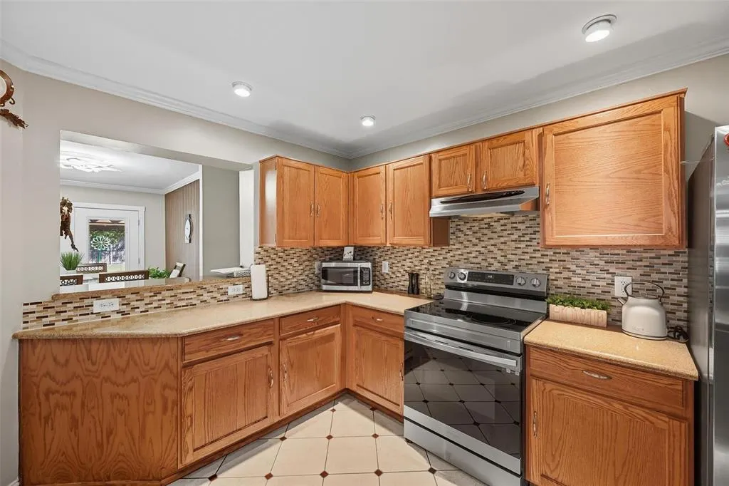 2918 Saint Rita Drive