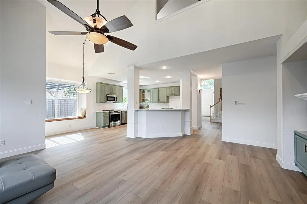2037 Usa Drive