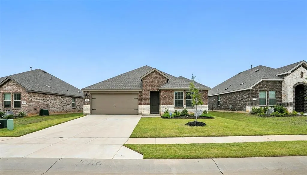 10116 Autumn Leaves Lane
