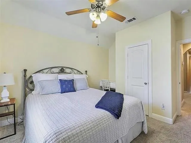 4105 Pecan Bend Lane