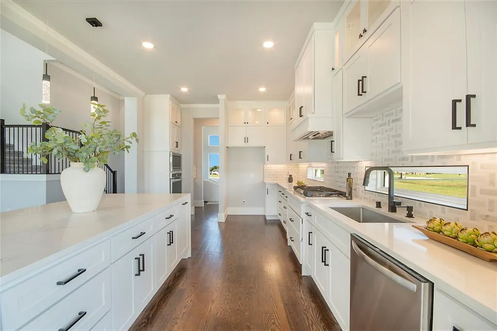 7171 Deerwood Trail