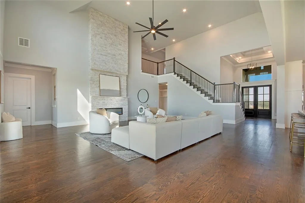 7171 Deerwood Trail