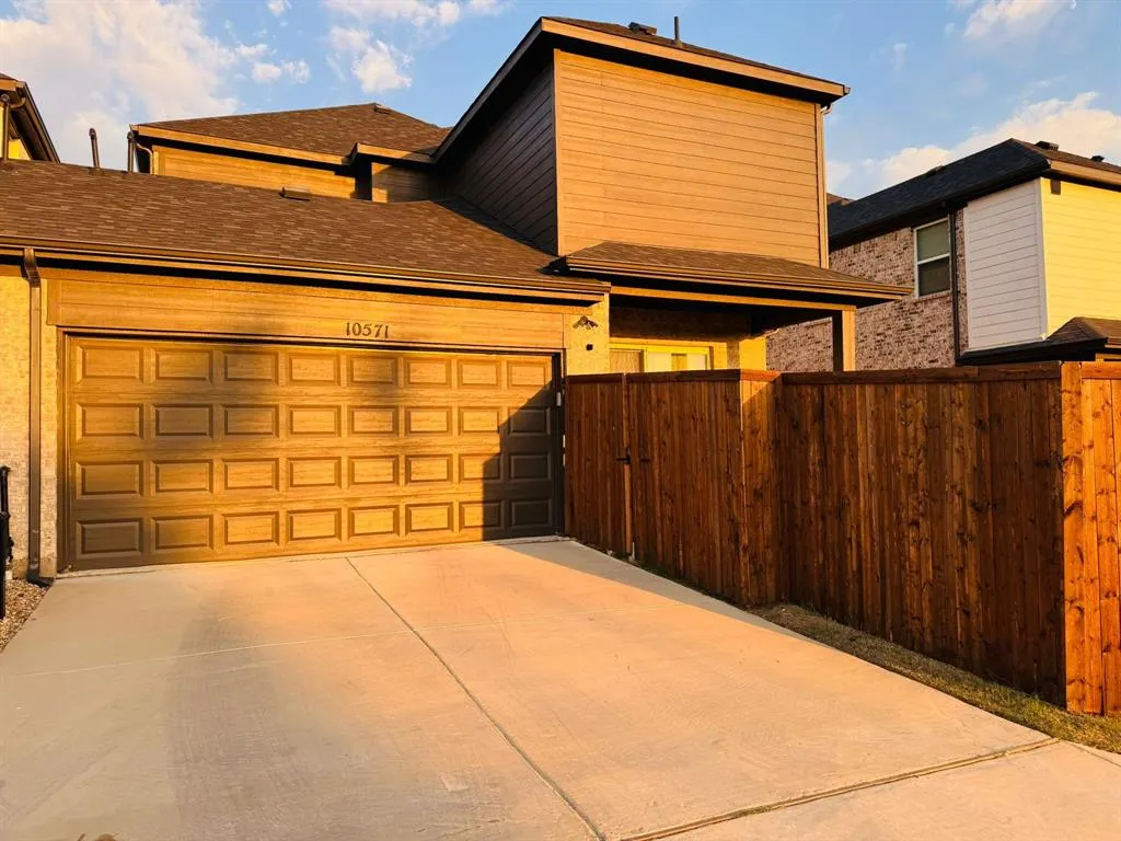 10571 Prairie Rose Road