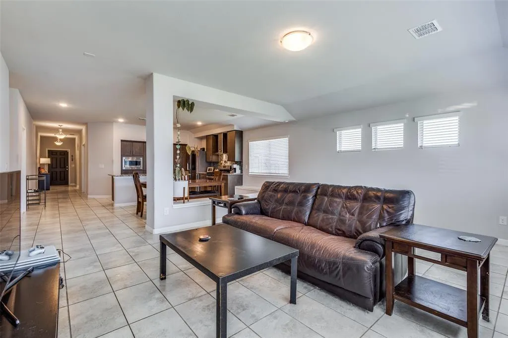 1404 Rosebush Road