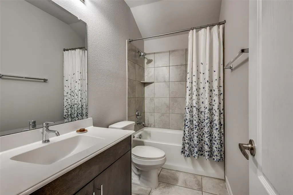 1404 Rosebush Road