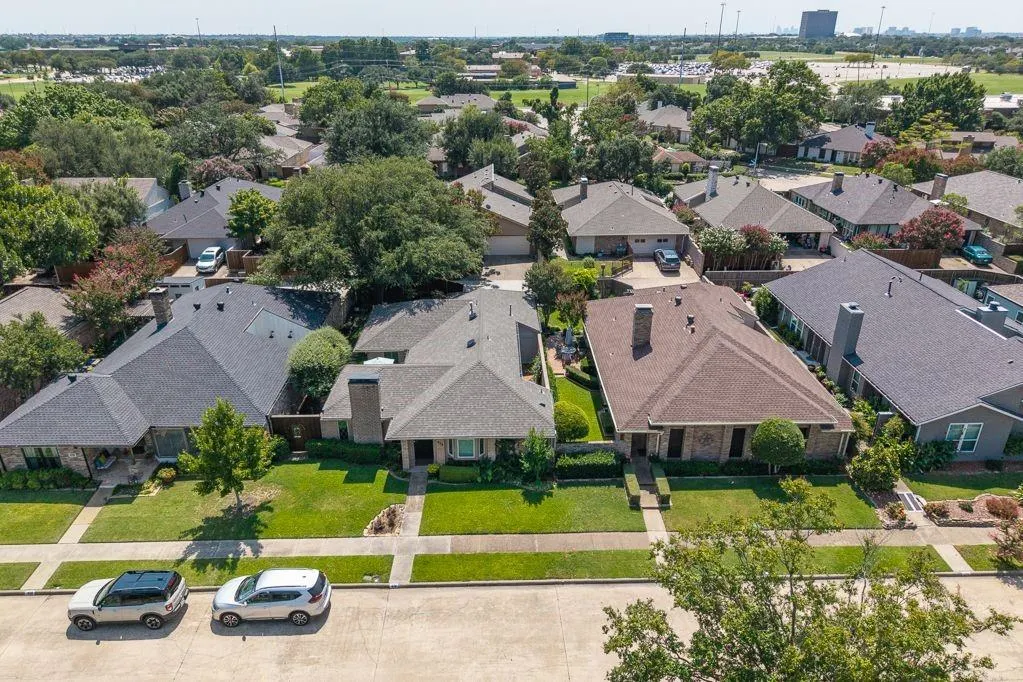 428 Tall Oaks Lane