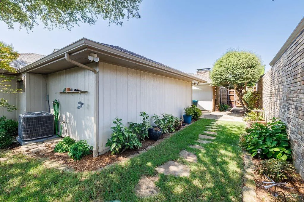 428 Tall Oaks Lane