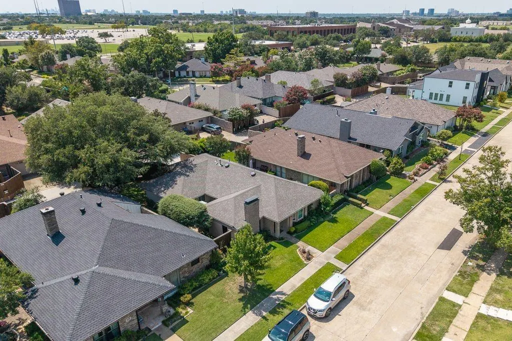 428 Tall Oaks Lane