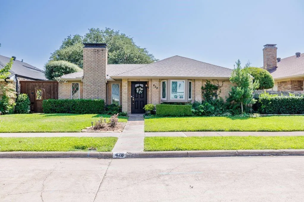 428 Tall Oaks Lane