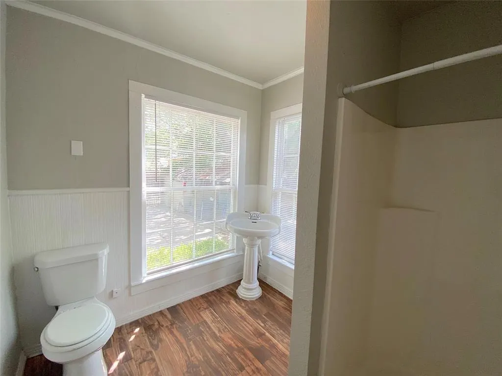 710 W 12th Street
