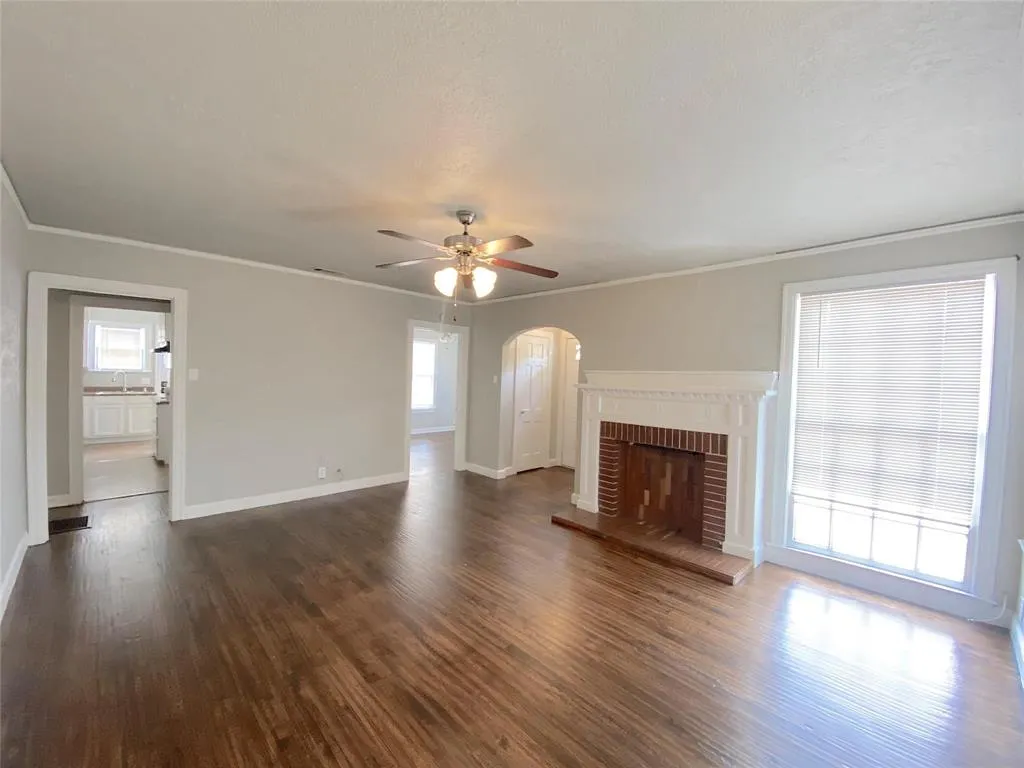 710 W 12th Street