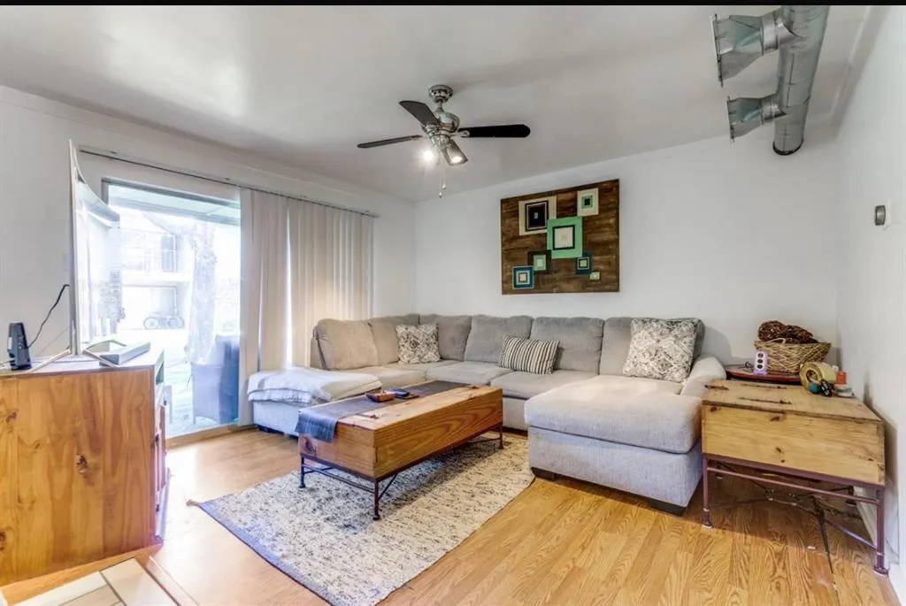 5300 Keller Springs Road, #1027