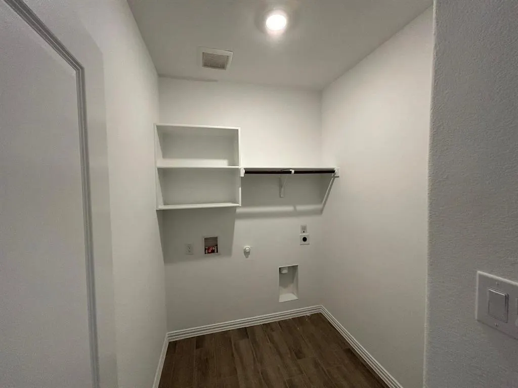 724 Penvenen Place
