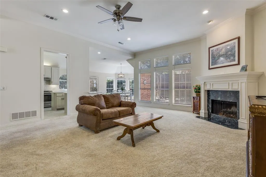 5929 La Cumbre Drive